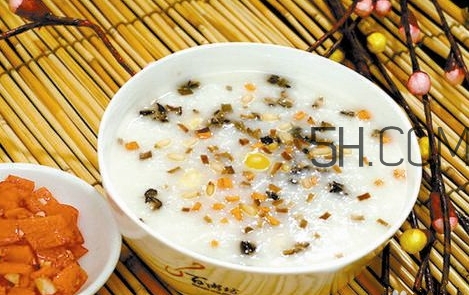 榛子生吃好還是熟吃好？榛子怎么吃營養(yǎng)價值高？