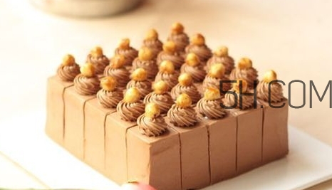 榛子生吃好還是熟吃好？榛子怎么吃營養(yǎng)價值高？