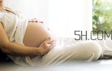 孕婦臨產(chǎn)入院需要準(zhǔn)備什么？孕婦臨產(chǎn)入院檢查項(xiàng)目