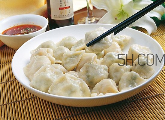 十個月的寶寶可以吃餃子嗎？寶寶吃什么餡的餃子好？