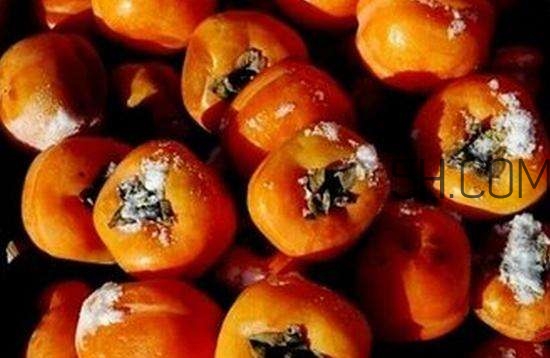 凍柿子好吃嗎 凍柿子的皮能吃嗎 凍柿子好吃嗎 凍柿子的皮能吃嗎