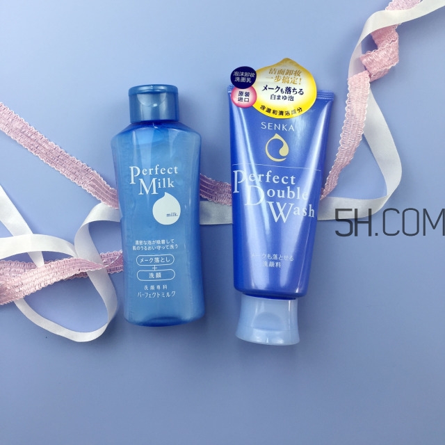 資生堂洗顏?？菩掳婧团f版有什么區(qū)別?