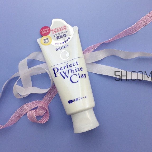 資生堂洗顏?？菩掳婧团f版有什么區(qū)別?