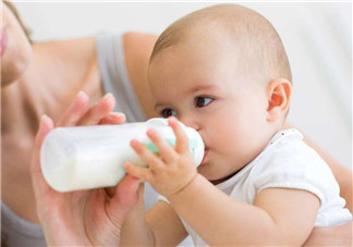 哺乳期不能吃什么食物？奶水多寶寶吃不完怎么辦？