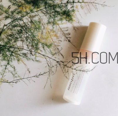 悅詩風(fēng)吟隔離乳怎么樣？悅詩風(fēng)吟隔離乳好用嗎？