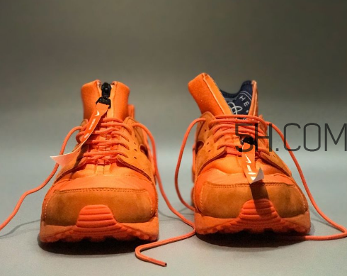 nike air huarache華萊士拉鏈款實物什么樣？