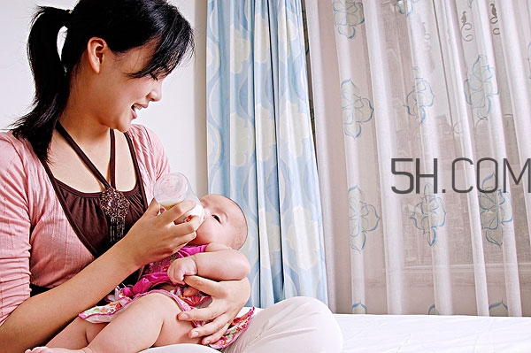 順產(chǎn)不喂奶多久不漲 產(chǎn)后不喂奶多久會回奶 順產(chǎn)不喂奶多久不漲 產(chǎn)后不喂奶多久會回奶