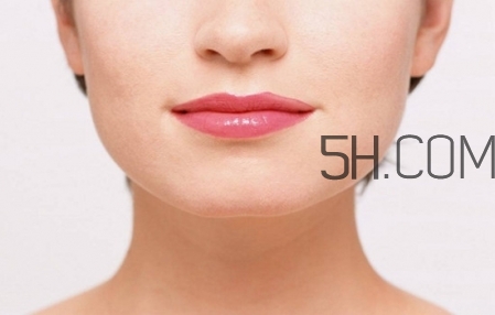 雅頓唇膏怎么樣 雅頓唇膏孕婦能用嗎 雅頓唇膏怎么樣 雅頓唇膏孕婦能用嗎