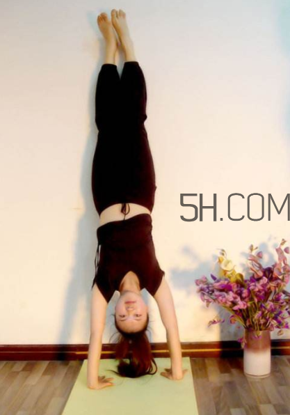 倒立多久可以瘦肚子？倒立能夠瘦腿嗎？