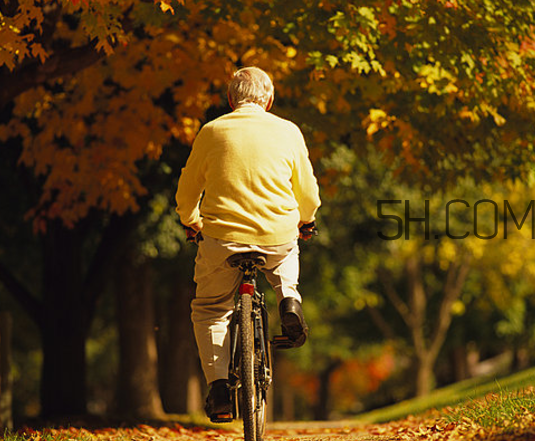 肺結(jié)核會(huì)傳染嗎？肺結(jié)核的痰是什么顏色的？