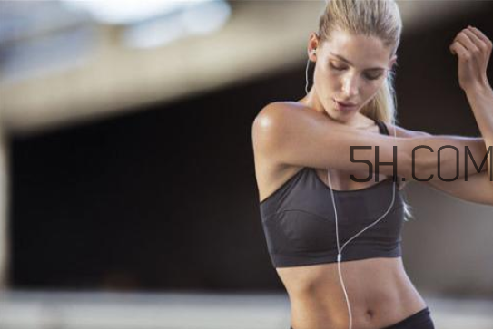 穿松糕鞋能跑步嗎？早上跑步夠長高嗎？