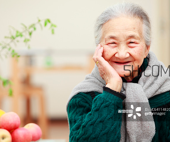 頸椎病吃什么藥效果好？頸椎病掛什么科？