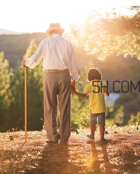 頸椎病是不是不能睡枕頭？頸椎病是不是老想睡覺(jué)？