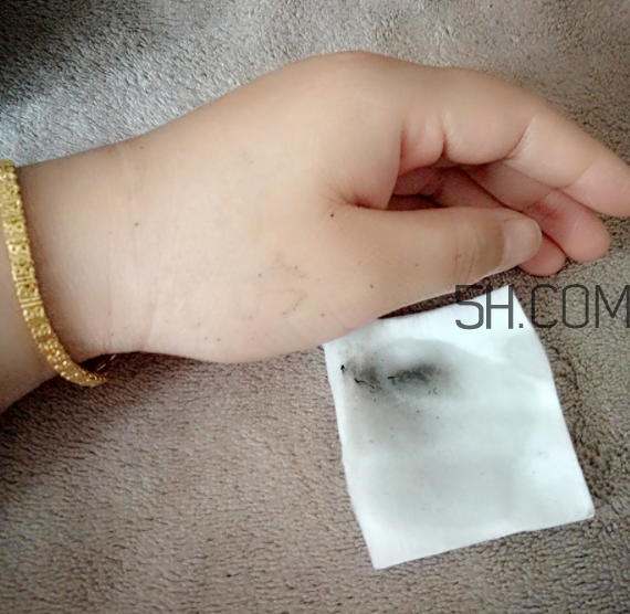 悅詩風(fēng)吟綠茶精萃保濕卸妝液怎么樣_好用嗎 悅詩風(fēng)吟綠茶精萃保濕卸妝液怎么樣_好用嗎