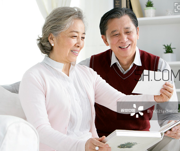 頸椎病能游泳嗎？頸椎病能引起胸疼嗎？