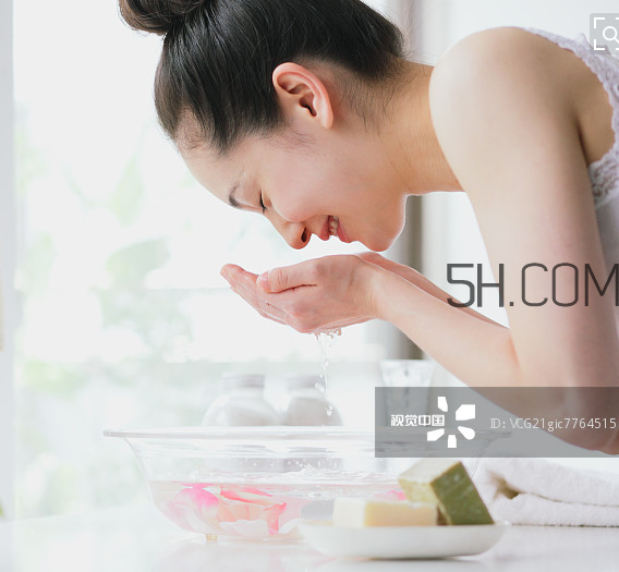 fancl芳珂洗面奶有封口嗎？fancl洗面奶孕婦可以用嗎？