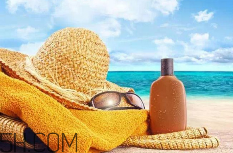 秋季女人如何保養(yǎng)？秋天要涂防曬霜嗎？