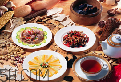 秋天犯困頭暈怎么辦？秋天吃什么補(bǔ)身體？