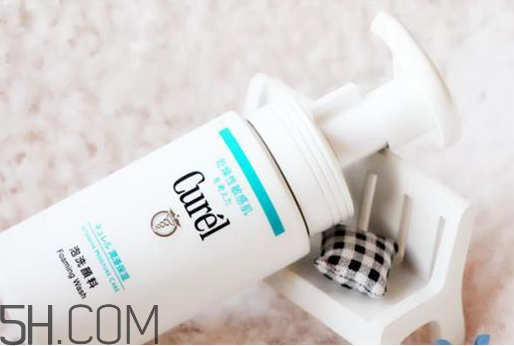 珂潤(rùn)洗面奶怎么樣？珂潤(rùn)洗面奶是氨基酸嗎?