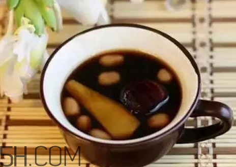 秋天早上能吃姜嗎？秋天喝什么蜂蜜好？