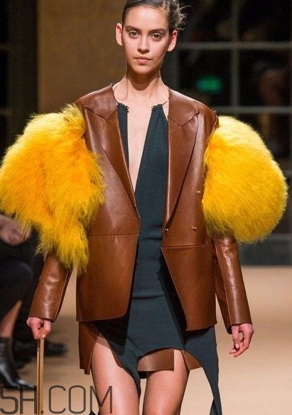 焦糖色是什么顏色？焦糖色是冷色還是暖色