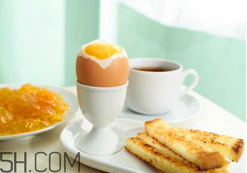 秋天吃什么蔬菜比較好？秋天喝蜂蜜的注意事項(xiàng)