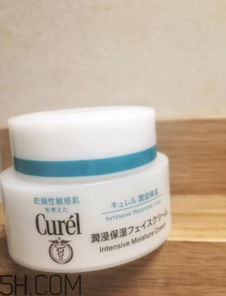 珂潤(rùn)面霜怎么樣？珂潤(rùn)面霜好用嗎？