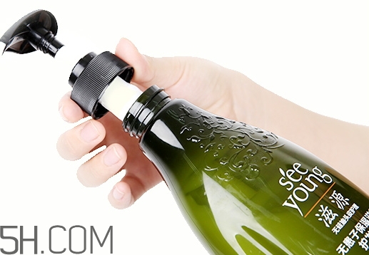 滋源護(hù)發(fā)素怎么用_滋源護(hù)發(fā)素的正確用法 滋源護(hù)發(fā)素怎么用_滋源護(hù)發(fā)素的正確用法