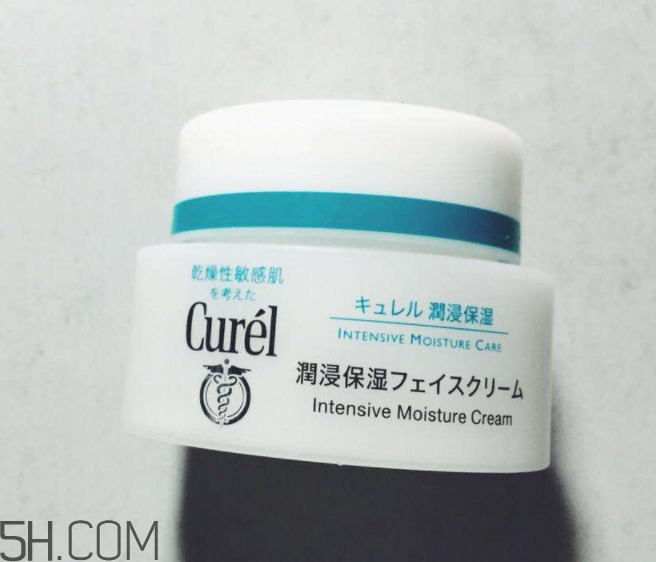 珂潤面霜適合夏天用嗎？夏天用珂潤面霜會(huì)油嗎？