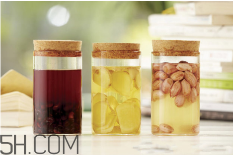 吃醋泡姜要注意什么？醋泡姜用老姜還是嫩姜？