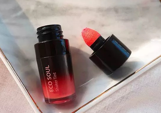 the saem得鮮搖搖樂(lè)唇釉色號(hào) 得鮮搖搖樂(lè)唇釉試色 the saem得鮮搖搖樂(lè)唇釉色號(hào) 得鮮搖搖樂(lè)唇釉試色