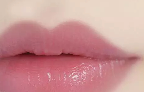 the saem得鮮搖搖樂(lè)唇釉色號(hào) 得鮮搖搖樂(lè)唇釉試色 the saem得鮮搖搖樂(lè)唇釉色號(hào) 得鮮搖搖樂(lè)唇釉試色