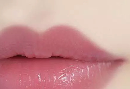 the saem得鮮搖搖樂(lè)唇釉色號(hào) 得鮮搖搖樂(lè)唇釉試色 the saem得鮮搖搖樂(lè)唇釉色號(hào) 得鮮搖搖樂(lè)唇釉試色