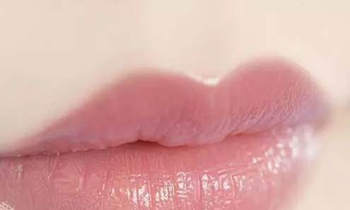 the saem得鮮搖搖樂(lè)唇釉色號(hào) 得鮮搖搖樂(lè)唇釉試色 the saem得鮮搖搖樂(lè)唇釉色號(hào) 得鮮搖搖樂(lè)唇釉試色