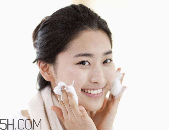 洗面奶泡沫多好嗎？怎么挑選洗面奶？