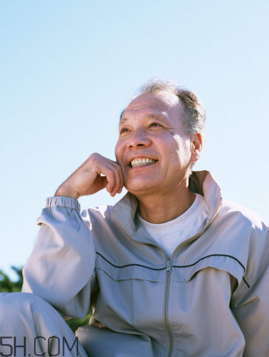 頸椎病不能做什么運(yùn)動(dòng)?頸椎病不能吃的食物 頸椎病不能做什么運(yùn)動(dòng)?頸椎病不能吃的食物