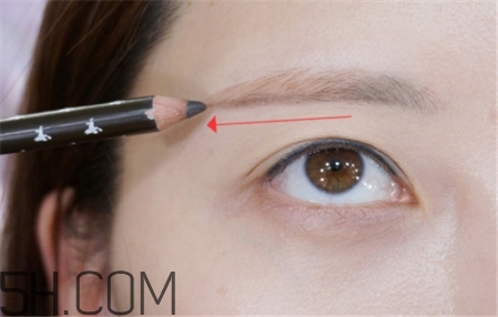 畫眉教程圖解 畫眉毛的技巧圖解一字眉 畫眉教程圖解 畫眉毛的技巧圖解一字眉