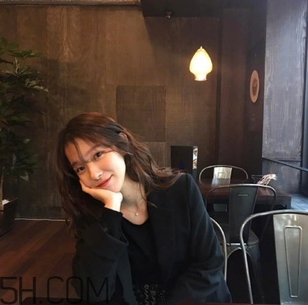 長(zhǎng)卷發(fā)發(fā)型圖片女2022 長(zhǎng)卷發(fā)圖片女神范 長(zhǎng)卷發(fā)發(fā)型圖片女2022 長(zhǎng)卷發(fā)圖片女神范