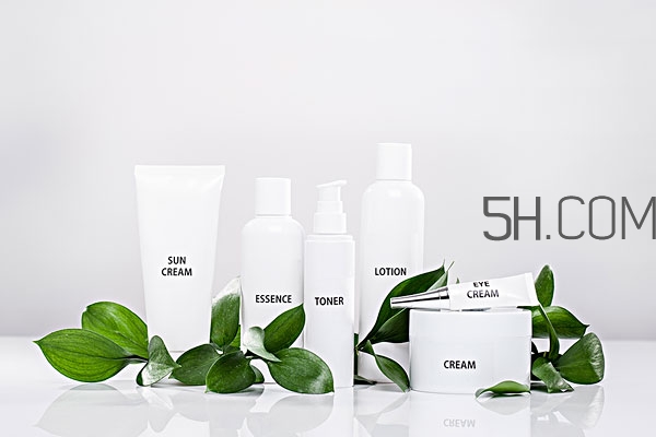 水乳防曬霜的正確順序 水乳和防曬霜使用順序 水乳防曬霜的正確順序 水乳和防曬霜使用順序