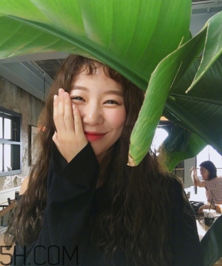 長(zhǎng)卷發(fā)發(fā)型圖片女2022 長(zhǎng)卷發(fā)圖片女神范 長(zhǎng)卷發(fā)發(fā)型圖片女2022 長(zhǎng)卷發(fā)圖片女神范