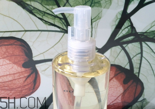 無印良品卸妝油哪款好？無印良品卸妝油不同款式適合膚質(zhì)