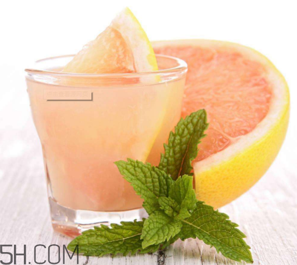 蜜柚和沙田柚有什么區(qū)別？胡柚上火嗎？