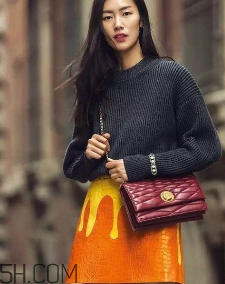 焦糖色適合什么膚色？焦糖色適合黃皮嗎