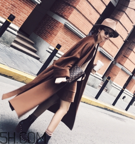 焦糖色適合什么年齡穿？焦糖色適合什么年齡