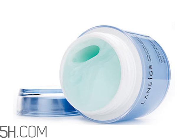 蘭芝護膚品怎么樣？蘭芝適合油性皮膚嗎？