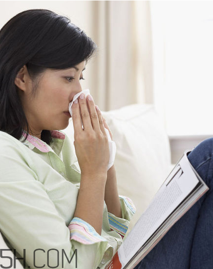 感冒分為哪些癥狀？熱感冒和受涼感冒有哪些不同？