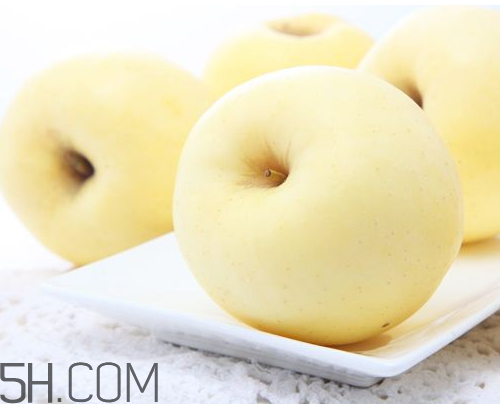 黃香蕉和黃元帥的區(qū)別 黃香蕉蘋果和普通蘋果的區(qū)別 黃香蕉和黃元帥的區(qū)別 黃香蕉蘋果和普通蘋果的區(qū)別