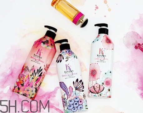 月經(jīng)期間可以用洗發(fā)水嗎_來(lái)大姨媽能用洗發(fā)水嗎 月經(jīng)期間可以用洗發(fā)水嗎_來(lái)大姨媽能用洗發(fā)水嗎