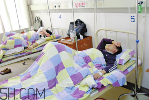 感冒吃什么菜好？感冒需要打點(diǎn)滴嗎？