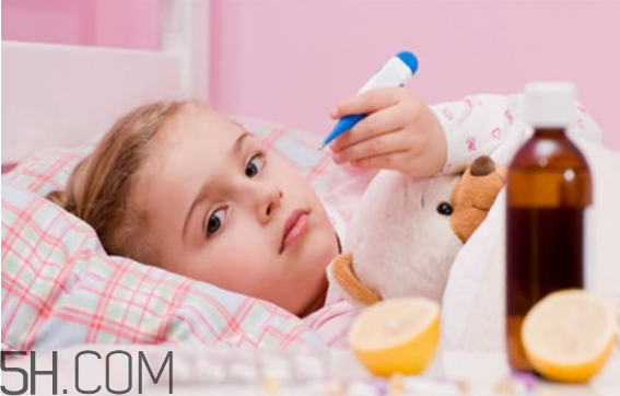 感冒為什么不能喝酒？打點(diǎn)滴有哪些危害？